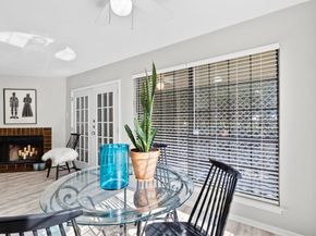 2505  Wedglea Drive  106, Dallas Texas 75211