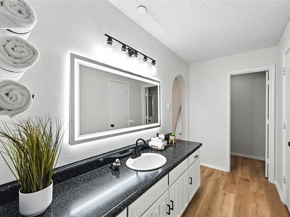 6905  Wilton Drive , Fort Worth Texas 76133