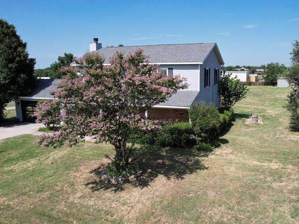 1766  Boss Range Road , Justin Texas 76247
