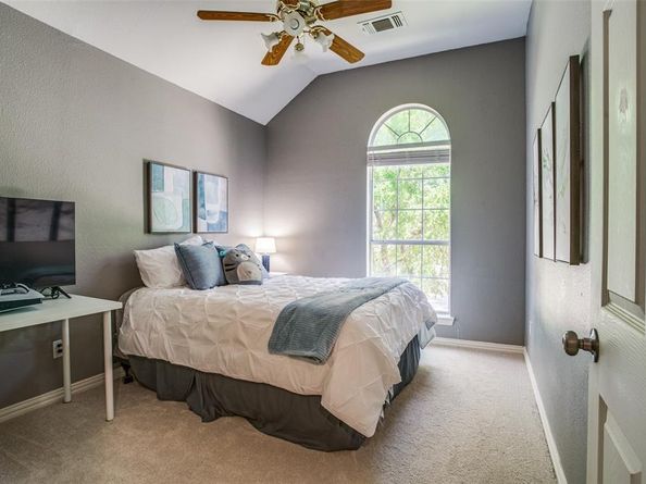 5501  Broken Bend Drive , McKinney Texas 75072