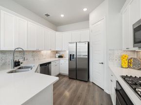 744  Patriot Lane , Irving Texas 75060