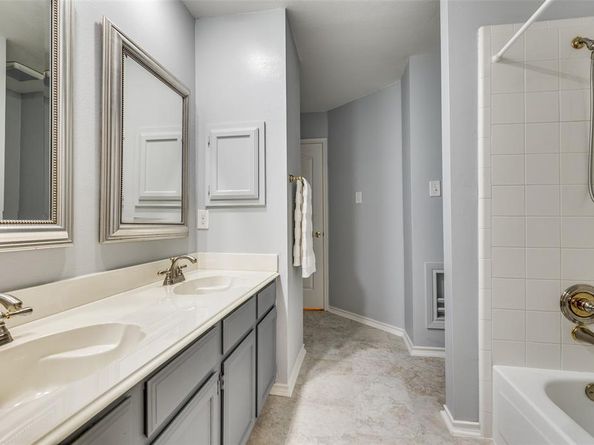 2808  Roundrock  , McKinney Texas 75072