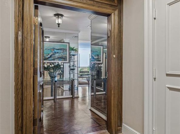 6335 W Northwest Highway  1417, Dallas Texas 75225