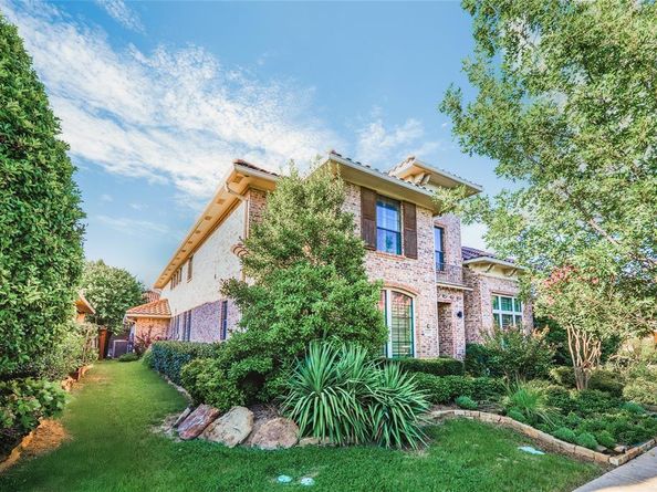 6527  Barcelona  , Irving Texas 75039