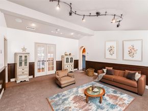 6527  Barcelona  , Irving Texas 75039