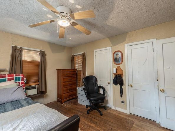 3528  Kellis Street , Fort Worth Texas 76119