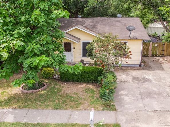 3528  Kellis Street , Fort Worth Texas 76119
