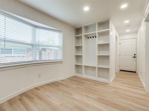 5323  Blaney Way , Dallas Texas 75227