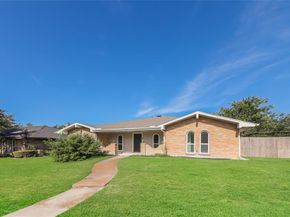 3013  Roundrock Trail , Plano Texas 75075
