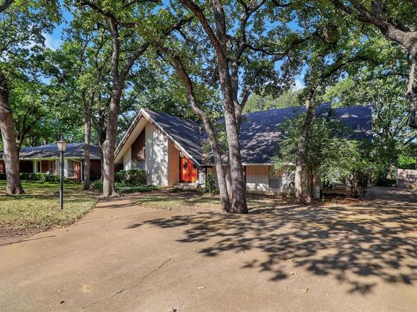 3604  Lynnwood Drive , Arlington Texas 76013