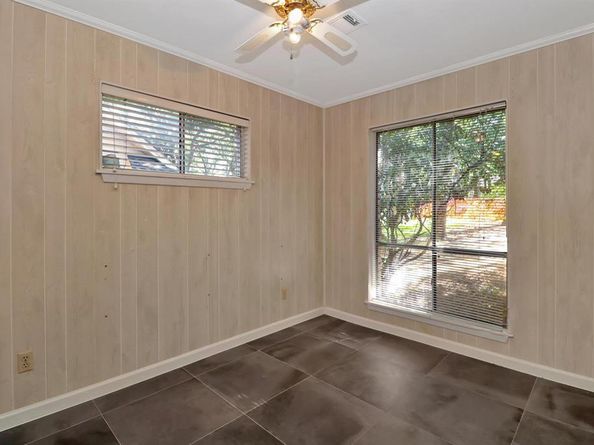 3604  Lynnwood Drive , Arlington Texas 76013