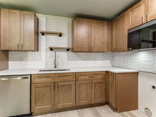 2810  Dogwood Park Drive , Richland Hills Texas 76118