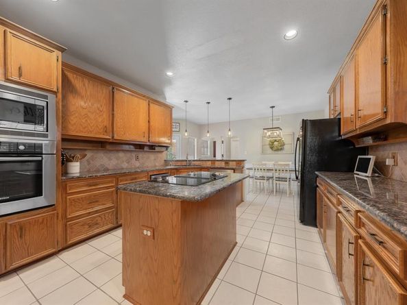 3210  Suzanne Drive , Rowlett Texas 75088