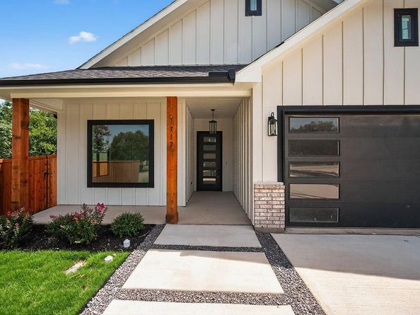 1117  fort worth  , Grand Prairie Texas 75050