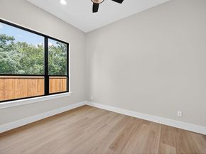 1117  fort worth  , Grand Prairie Texas 75050