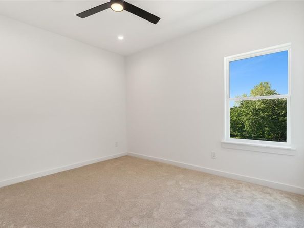 1611  Nancy  , River Oaks Texas 76114