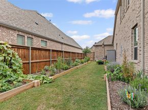 1723  Ellington Drive , Celina Texas 75009