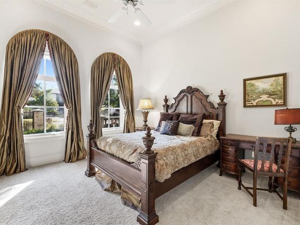 14917  Lake Forest Drive , Addison Texas 75254