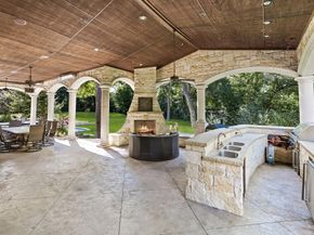 14917  Lake Forest Drive , Addison Texas 75254