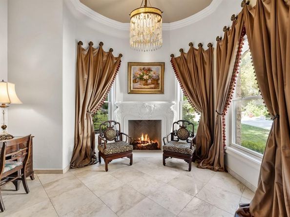 14917  Lake Forest Drive , Addison Texas 75254