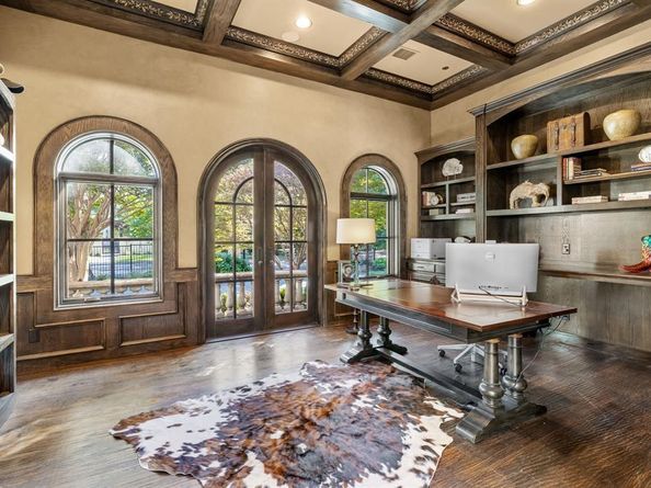 14917  Lake Forest Drive , Addison Texas 75254
