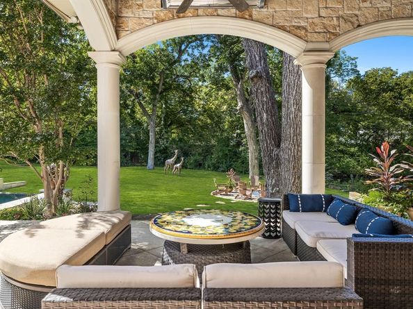 14917  Lake Forest Drive , Addison Texas 75254