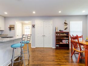 1333 S Pine Street , Grapevine Texas 76051