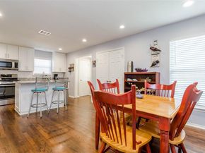 1333 S Pine Street , Grapevine Texas 76051