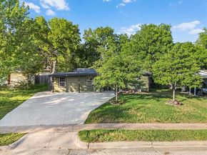 1520  Barcus Circle , Fort Worth Texas 76134