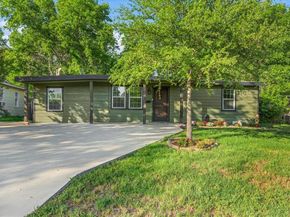1520  Barcus Circle , Fort Worth Texas 76134