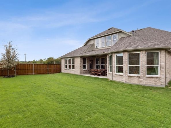 2704  Creekdale Drive , Celina Texas 75009