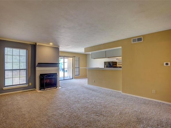 5825  Marvin Loving Drive  204, Garland Texas 75043