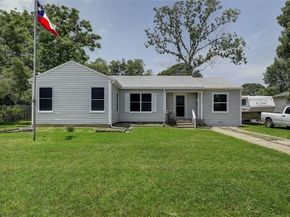 1601  Elizabeth Drive , Garland Texas 75042