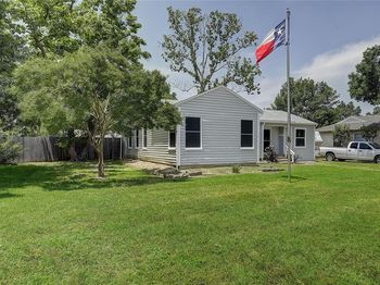 1601  Elizabeth Drive 