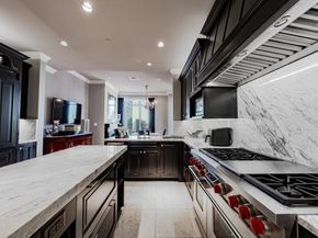 2525 N Pearl Street  1704, Dallas Texas 75201