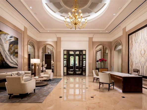 2525 N Pearl Street  1704, Dallas Texas 75201