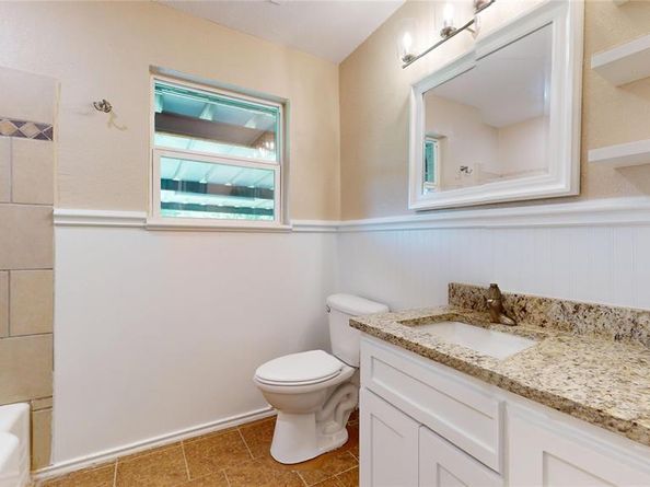 3201  Lakeland Street , Fort Worth Texas 76111