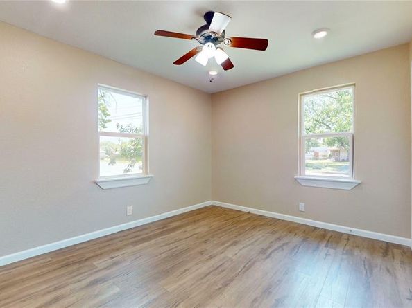 3201  Lakeland Street , Fort Worth Texas 76111