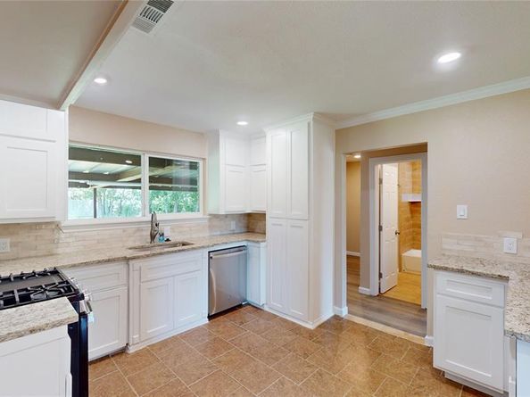 3201  Lakeland Street , Fort Worth Texas 76111