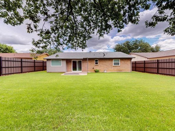 6912  Griggs Street , Forest Hill Texas 76140