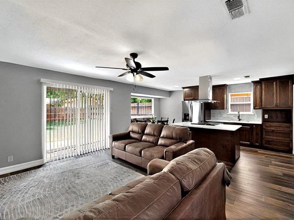 6912  Griggs Street , Forest Hill Texas 76140