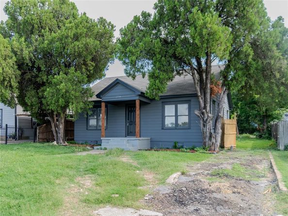 2734  Burchill Road , Fort Worth Texas 76105