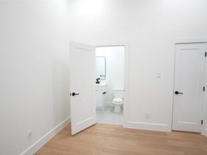 629 N Tyler Street , Dallas Texas 75208