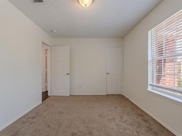10145  Chapel Springs Trail , Fort Worth Texas 76116