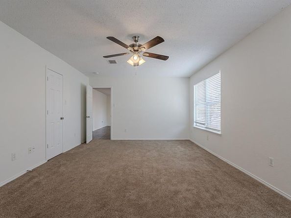 10145  Chapel Springs Trail , Fort Worth Texas 76116