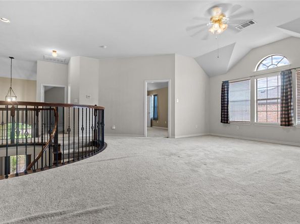 800  Whitley Court , Kennedale Texas 76060