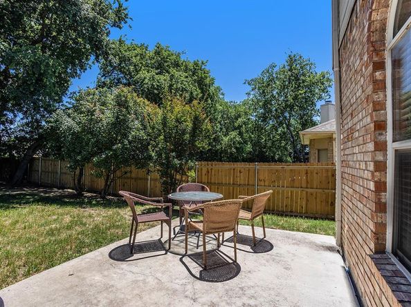 1516  Cheyenne Trail , Mansfield Texas 76063