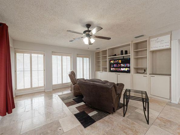4029  Aragon Drive , Fort Worth Texas 76133