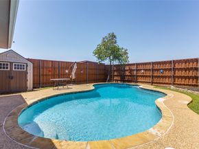 1729  Sheffield Drive , Garland Texas 75040