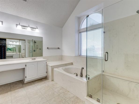 1729  Sheffield Drive , Garland Texas 75040